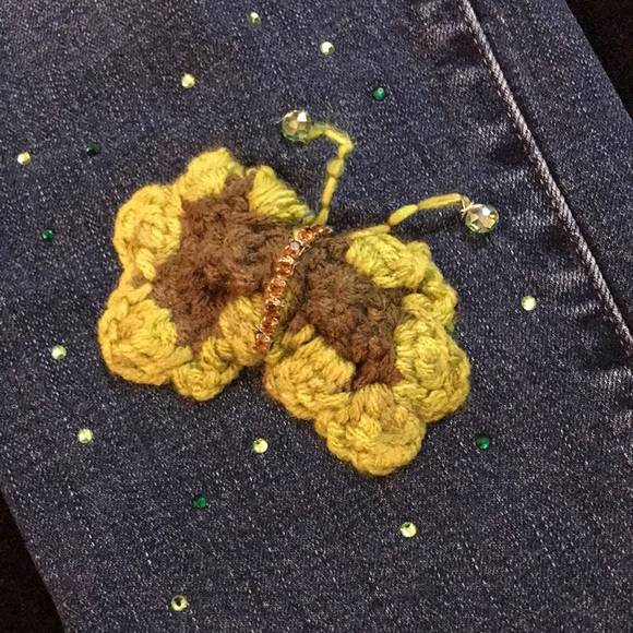 Women’s UPCYCLED HAND CRAFTED GAP Blue Jeans with Butterfly Designs Sz 29/8L - Picture 10 of 16